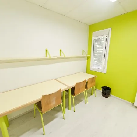 Sant Anastasi Hostel Lleida