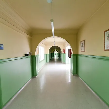 Hostel Sant Anastasi *